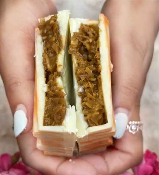 Biscoff Kunafa Dubai Chocolate Bar - Large